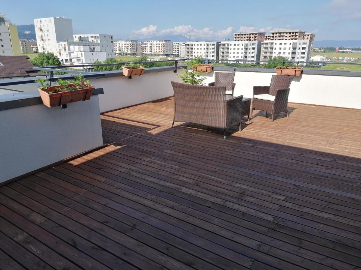AMA Apartament cu terasă 50 mp&parcare Brașov Exterior foto