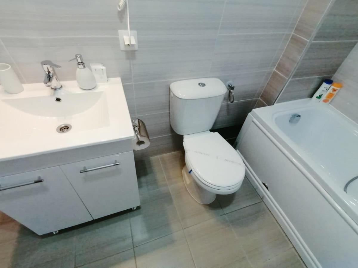 AMA Apartament cu terasă 50 mp&parcare Brașov Exterior foto